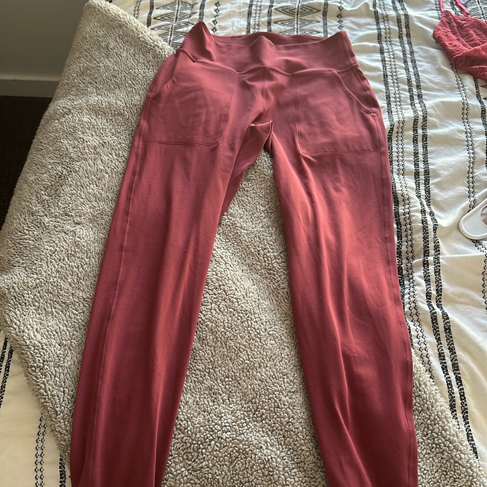 Lululemon align joggers size 6